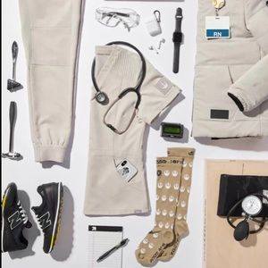 STAR WARS FIGS scrubs limited edition; Jedi Sand